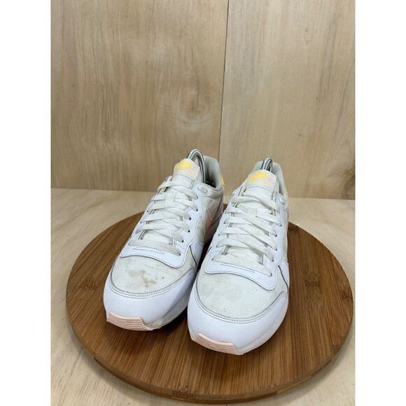 Nike Internationalist White Yellow Athletic Running Shoes Womens 9 - Picture 2 of 8